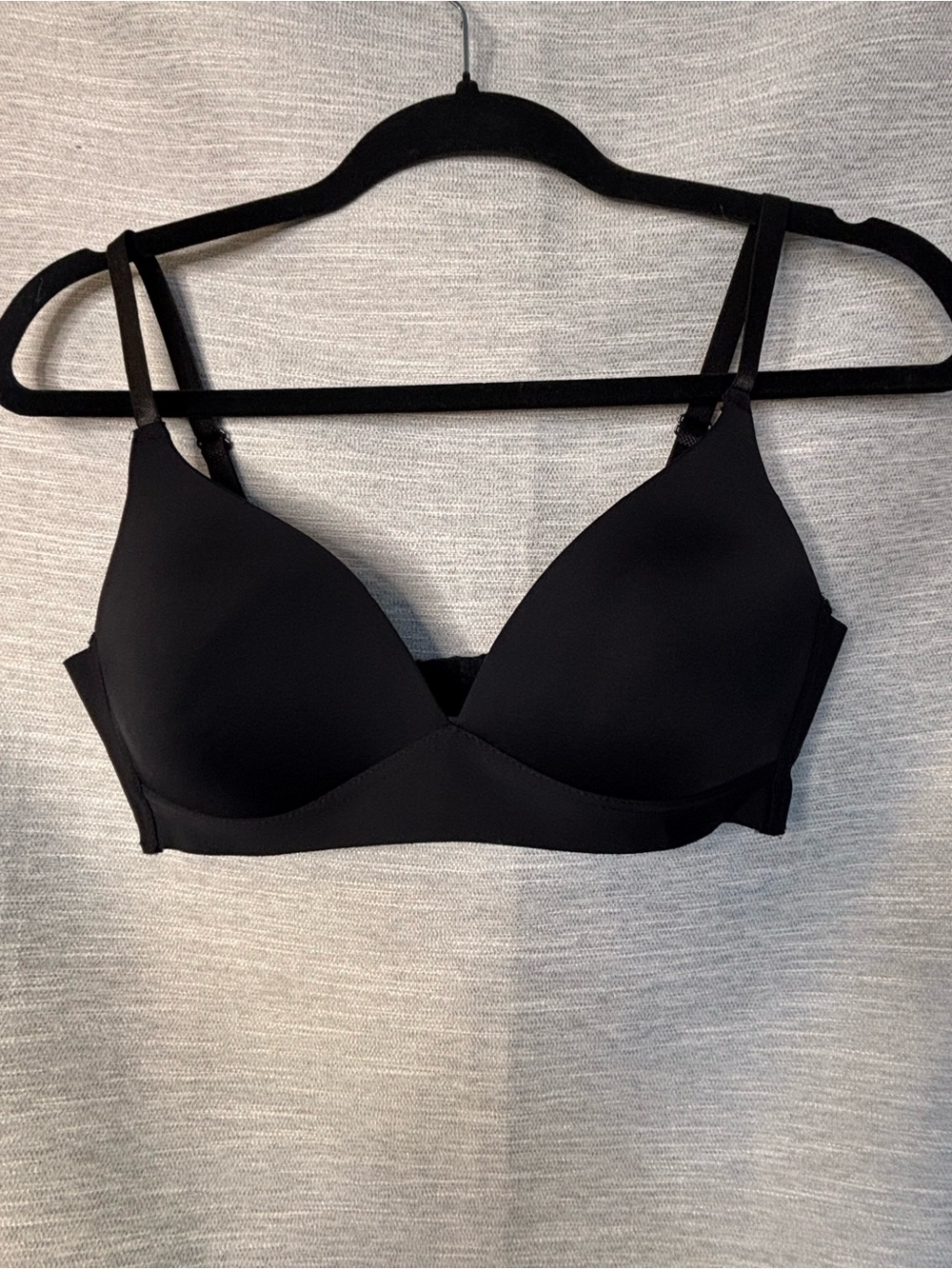 Everyday Black Smooth Padded Bra with Adjustable Straps